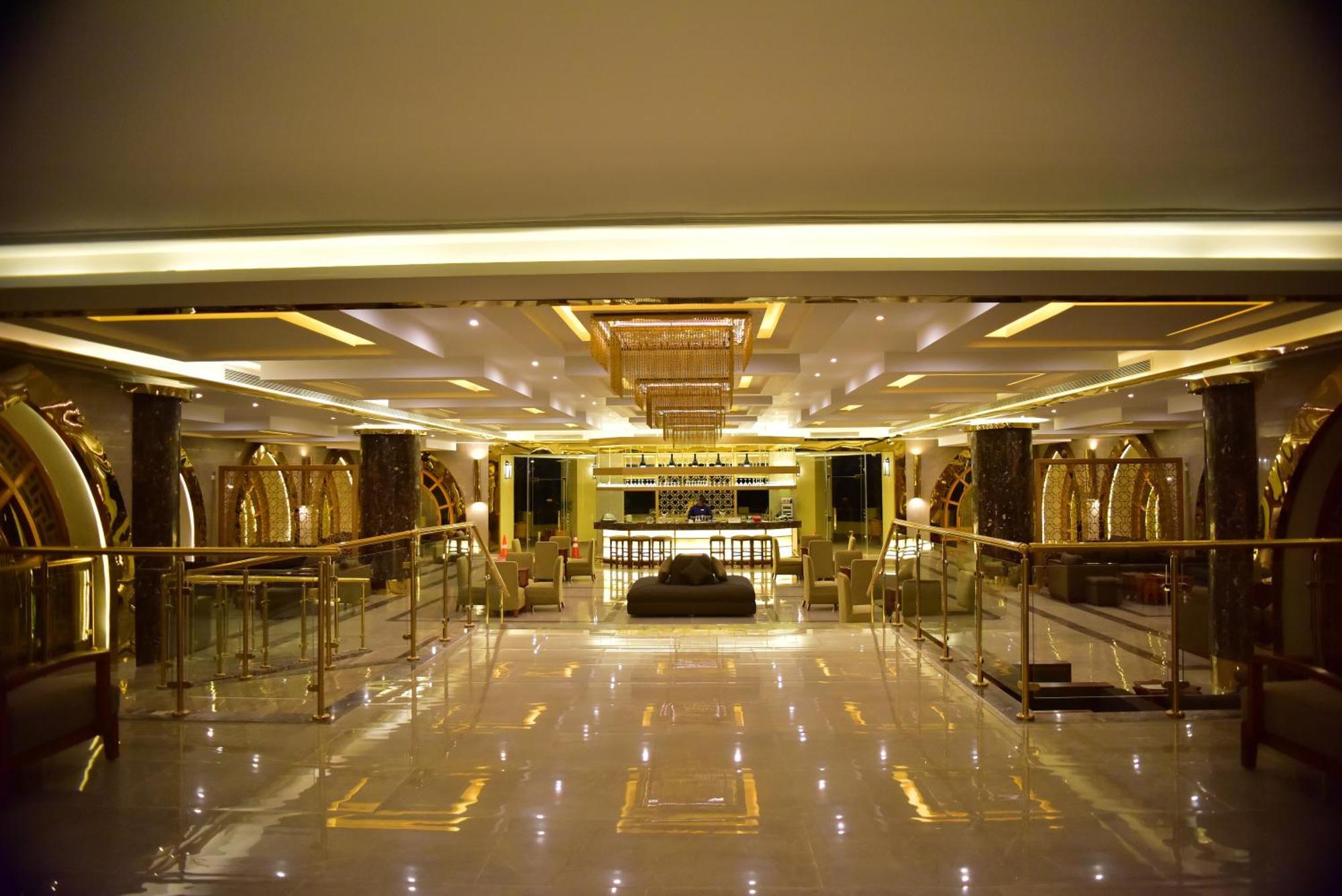 The Grand Hotel Sharm El Sheikh Exteriér fotografie The lobby of the hotel